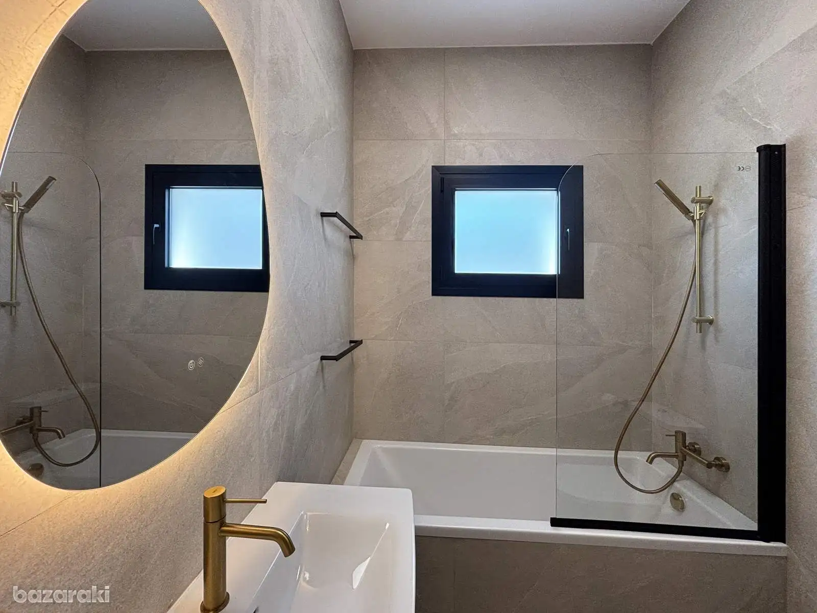 House, 4 bedrooms — 15