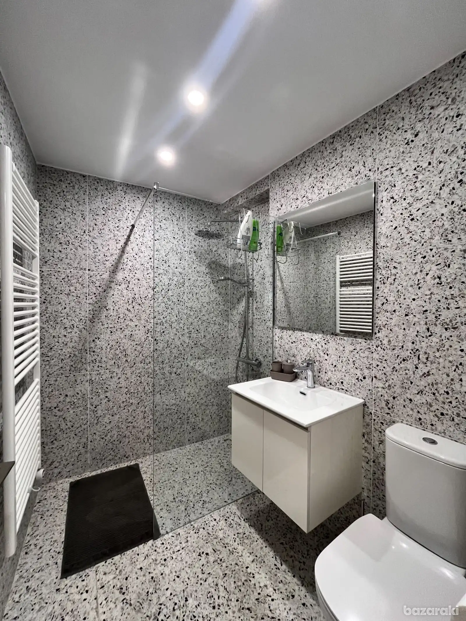 House, 2 bedrooms — 5