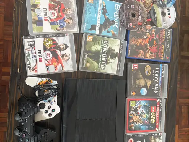 Playstation 3 slim with 3 controllers and games very good condition, Limassol — Limassol - Mesa Geitonia