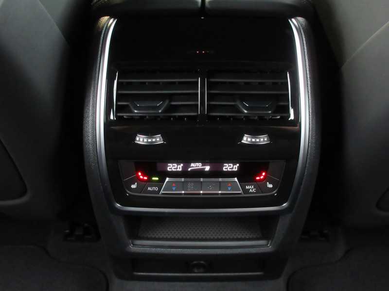 2025 BMW X6M 4,4L 2025 Cyprus