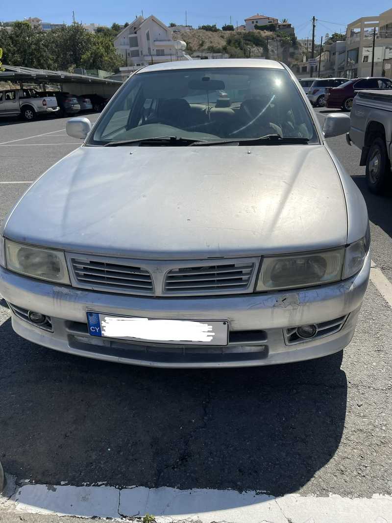 Mitsubishi Lancer 1,6L 2000