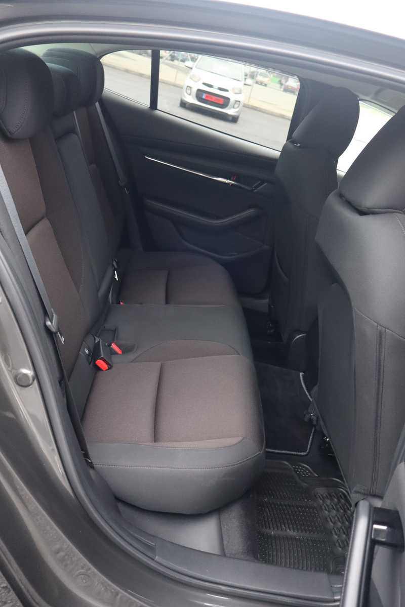 2022 Mazda 3 2,0L 2022 Cyprus