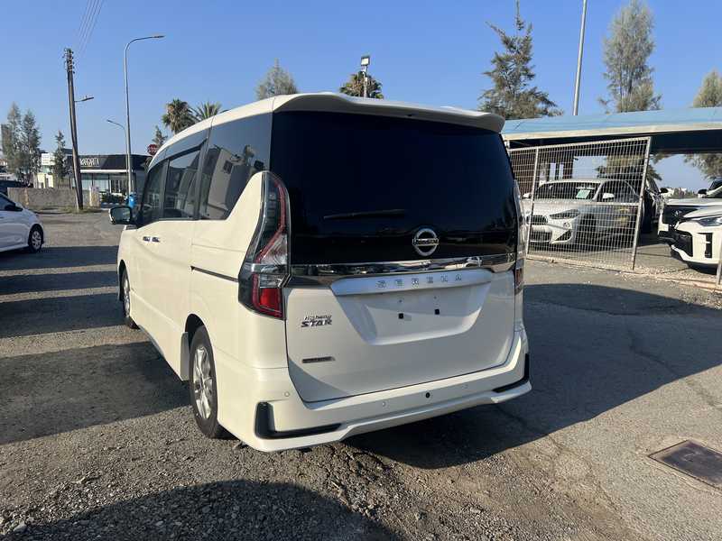 2022 Nissan Serena 2,0L 2022 Cyprus