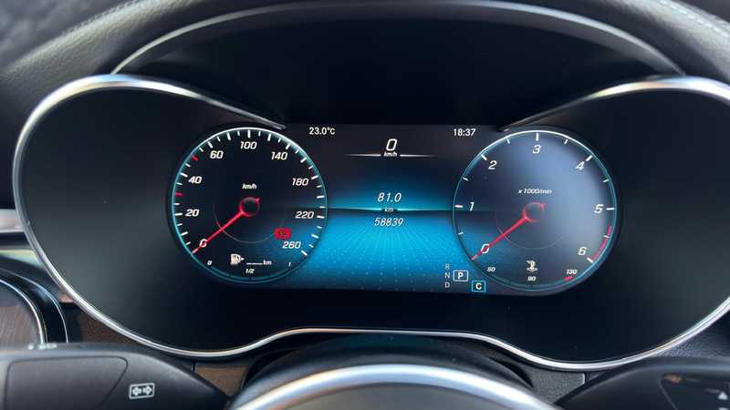 2021 Mercedes-Benz GLC-Class 2,0L 2021 Cyprus