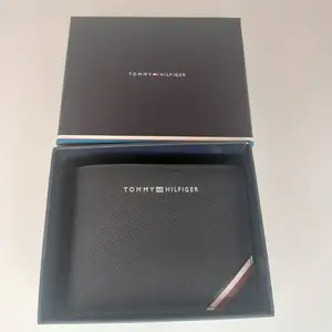 Tommy Hilfiger Wallet, Paphos — Paphos - Agios Pavlos