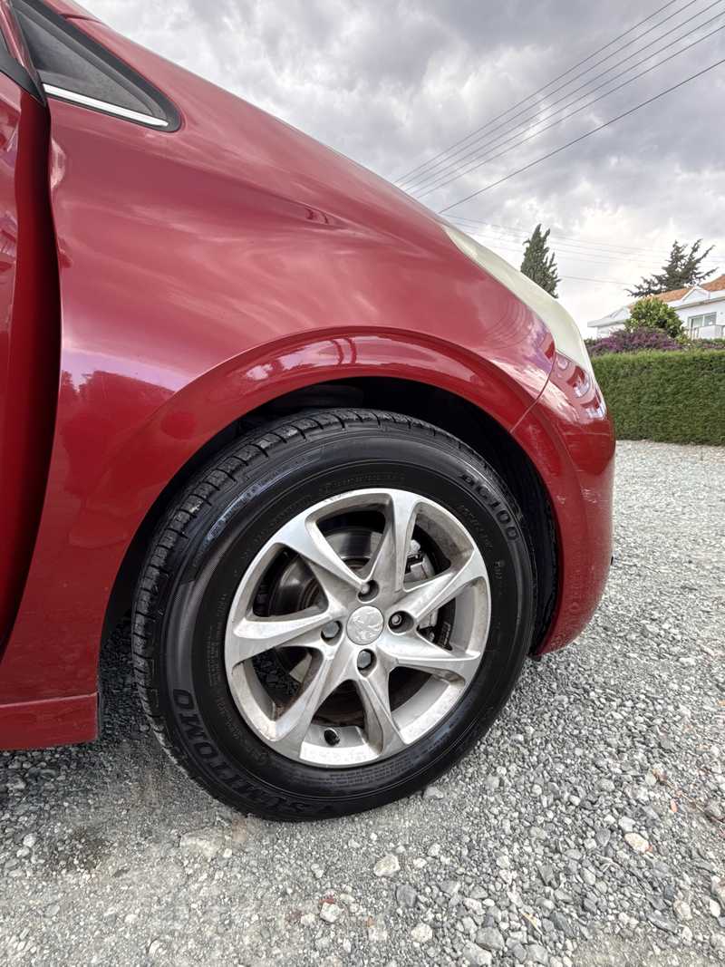 2013 Peugeot 208 1,6L 2013 Cyprus
