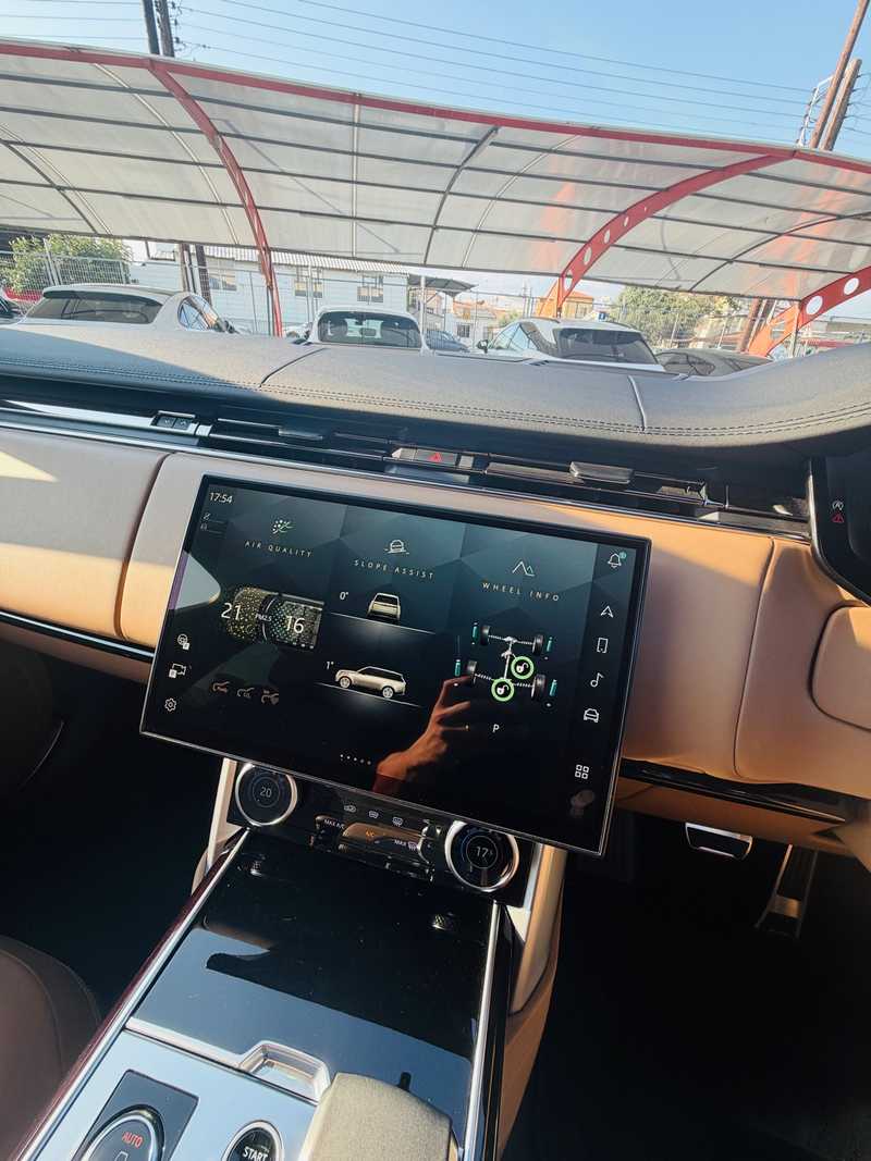 2024 Land Rover Range Rover Vogue 3,0L 2024 Cyprus