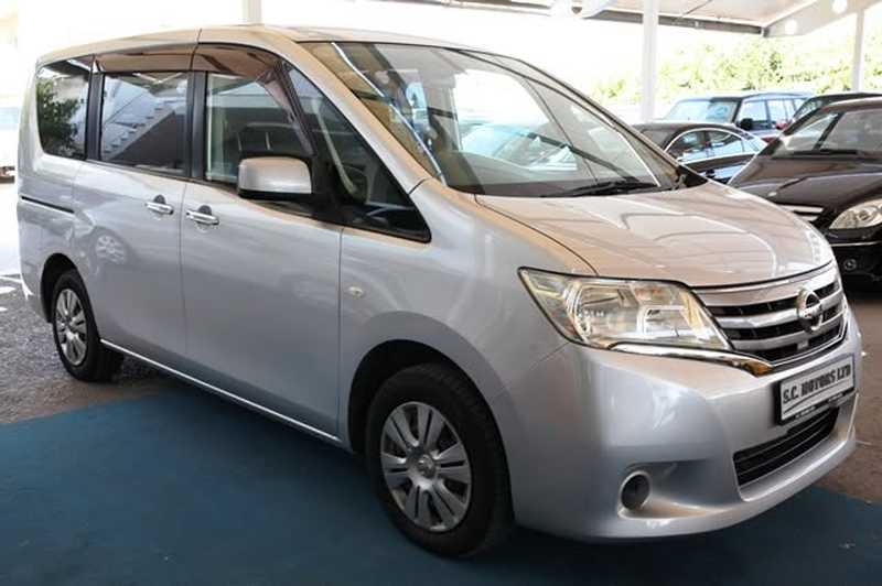 Nissan Serena 2,0L 2011