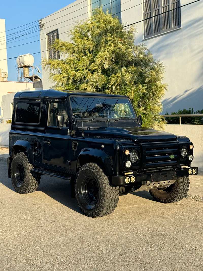 1997 Land Rover Defender 2,5L 1997 Cyprus