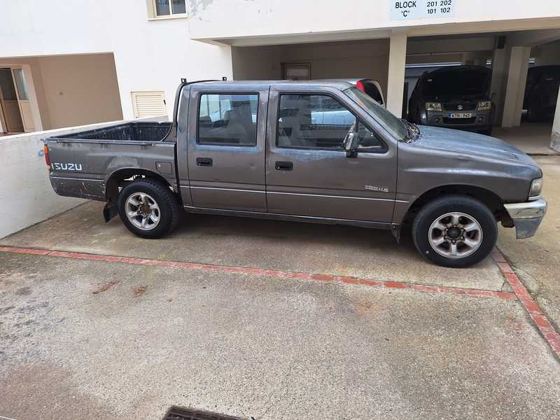 Isuzu Pick-up 2,5L 1993