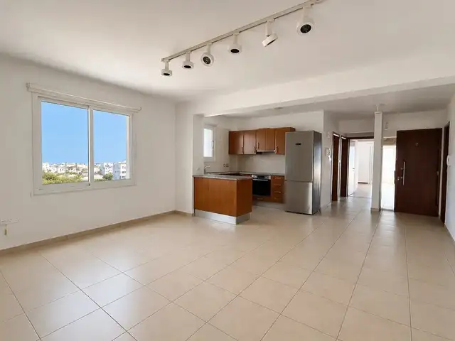 2-bedroom penthouse to rent, Paphos — Paphos - Agios Pavlos