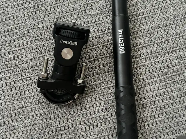 Insta 360 motorcycle bundle mount + invisible selfie stick, Famagusta — Deryneia