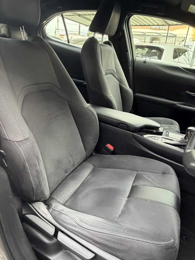2022 Lexus UX 2,0L 2022 Cyprus