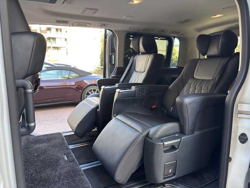 2024 Toyota Granace 2,8L 2024 Cyprus