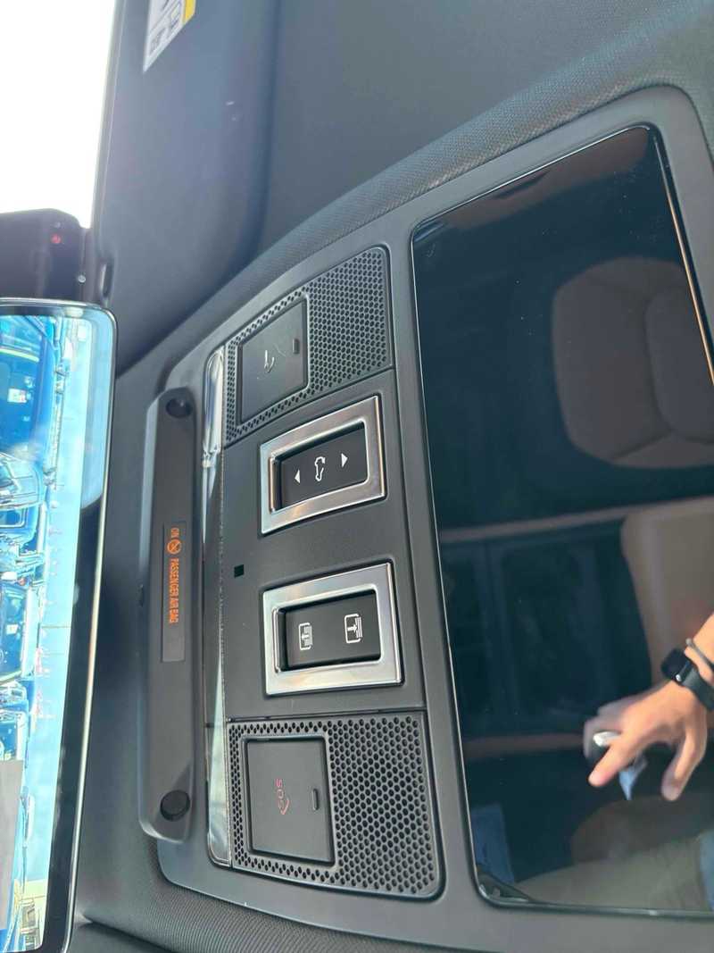 2024 Land Rover Defender 3,0L 2024 Cyprus
