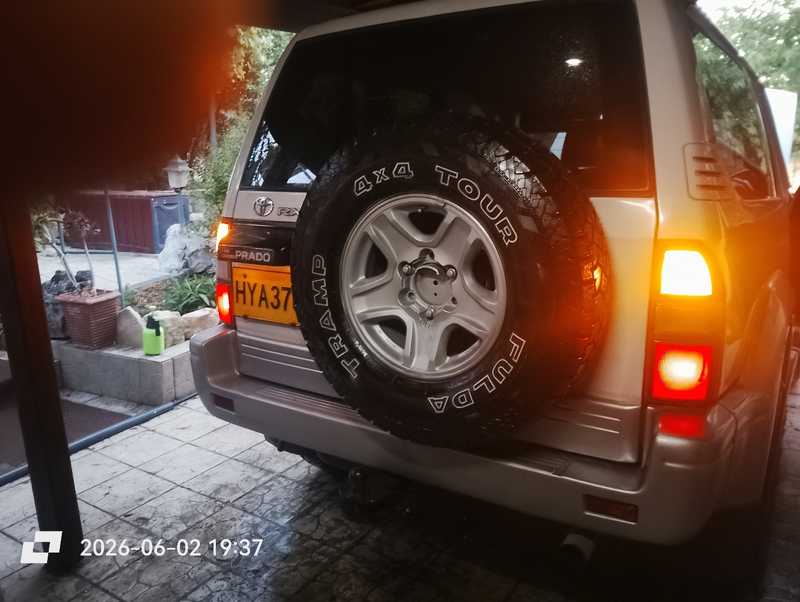 1997 Toyota Land Cruiser 200 3,0L 1997 Cyprus