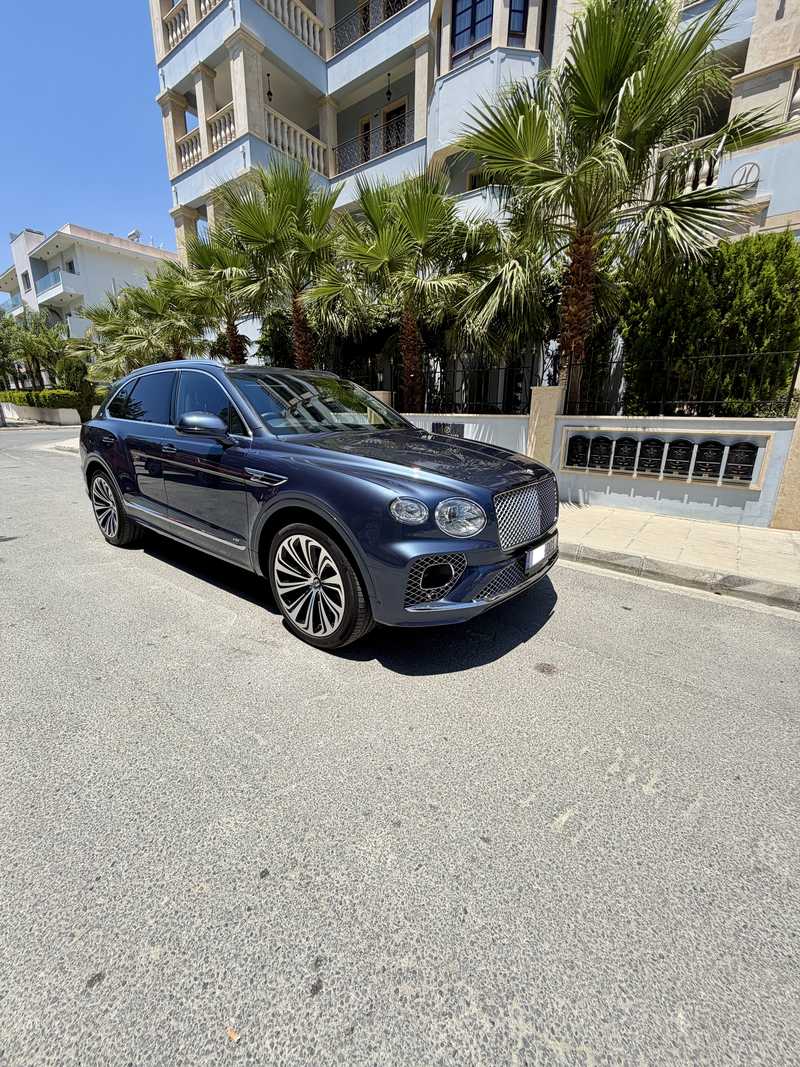 2022 Bentley Bentayga 4,0L 2022 Cyprus
