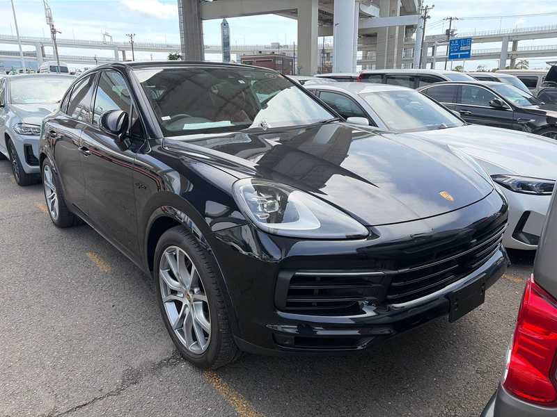 2022 Porsche Cayenne 3,0L 2022 Cyprus