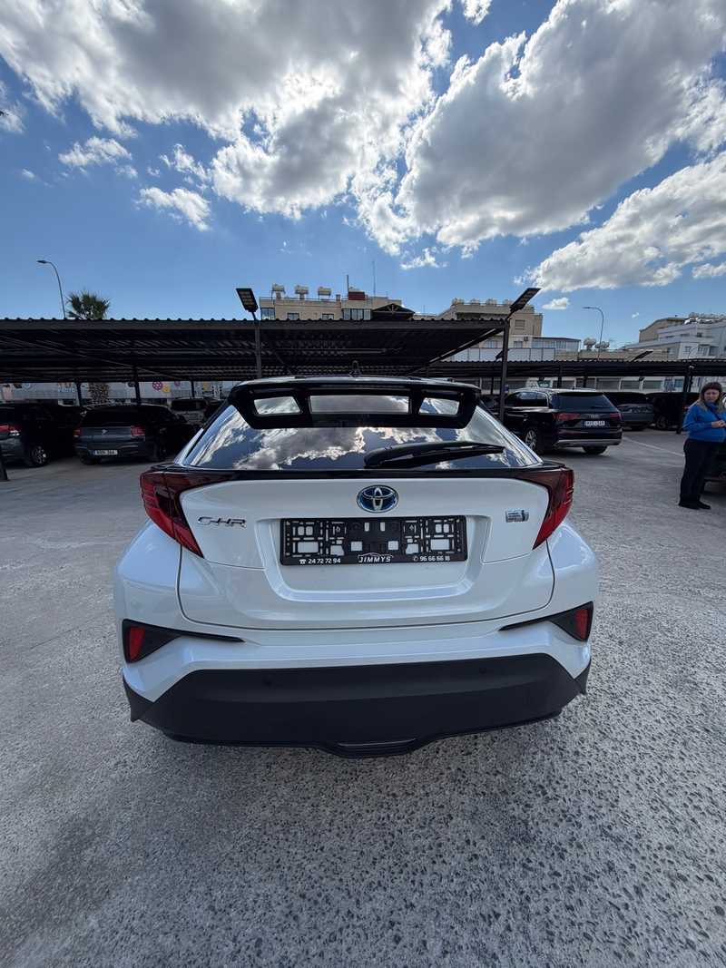 2022 Toyota C-HR 1,8L 2022 Cyprus