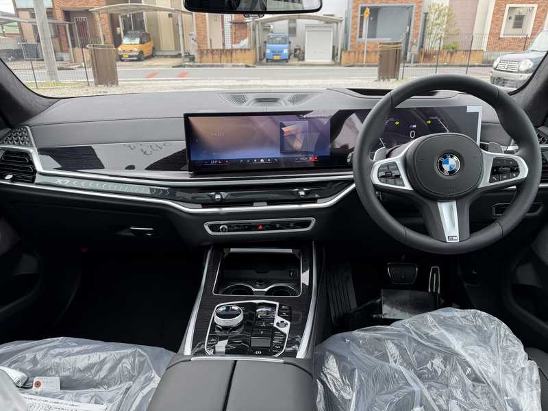 2025 BMW X7 3,0L 2025 Cyprus