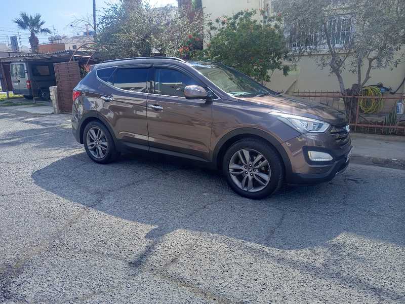 2013 Hyundai Santa Fe 2,2L 2013 Cyprus