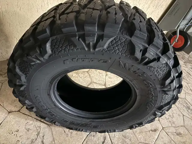 Lastixa nitto japan m/t 315/75r16, Larnaca — Pyla