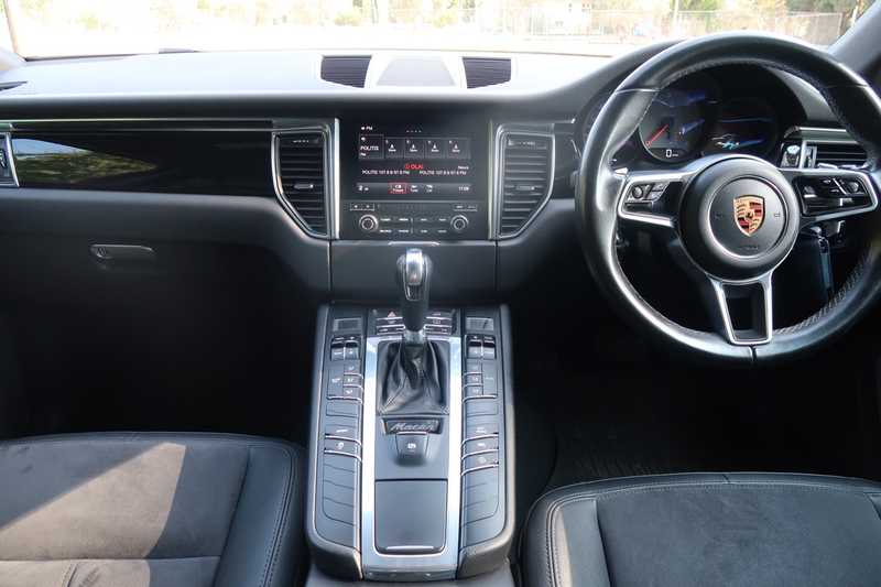 2017 Porsche Macan 3,0L 2017 Cyprus