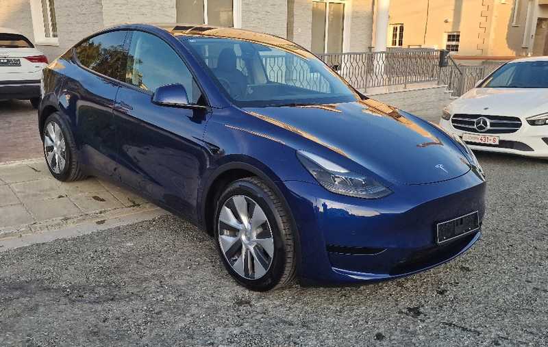 Tesla Model Y Electric 2023