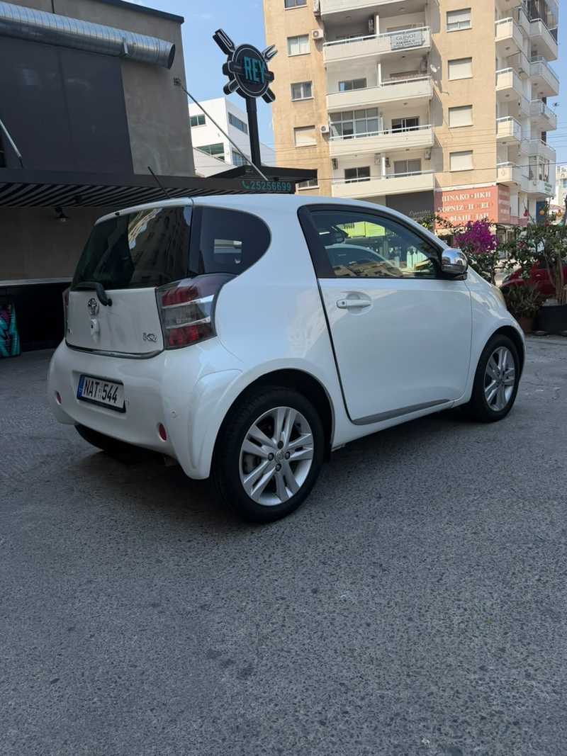 2011 Toyota IQ 1,3L 2011 Cyprus