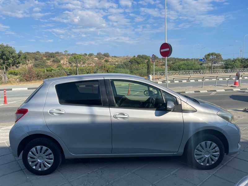 2012 Toyota Yaris 1,3L 2012 Cyprus