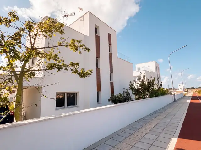 3-bedroom detached house to rent, Paphos — Paphos - Kato Paphos - 14