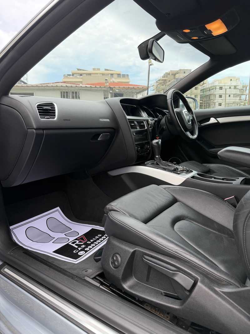 2010 Audi A5 2,0L 2010 Cyprus