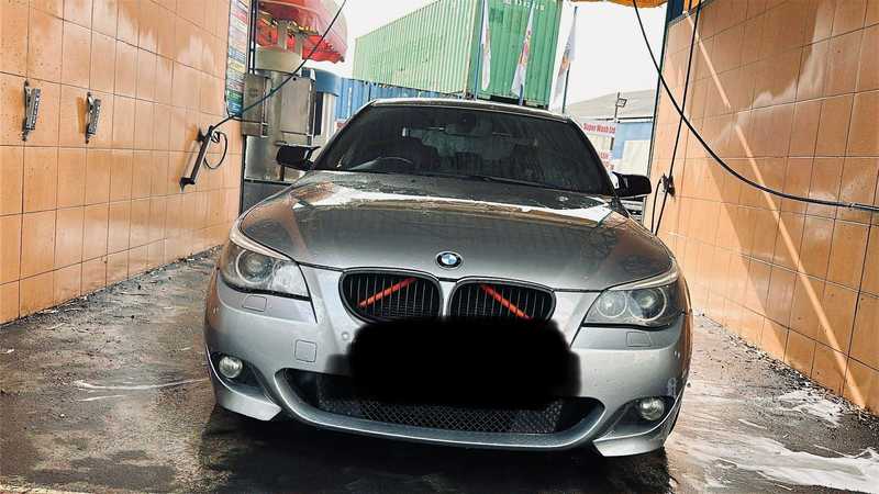 BMW 5-Series 2,0L 2006