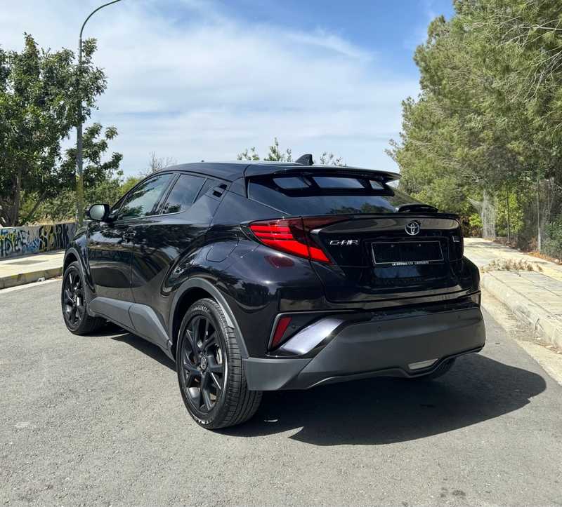 2021 Toyota C-HR 1,8L 2021 Cyprus