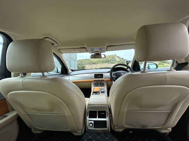 2014 Jaguar XF 2,2L 2014 Cyprus