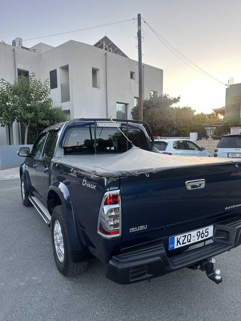 2011 Isuzu D-MAX 2,5L 2011 Cyprus