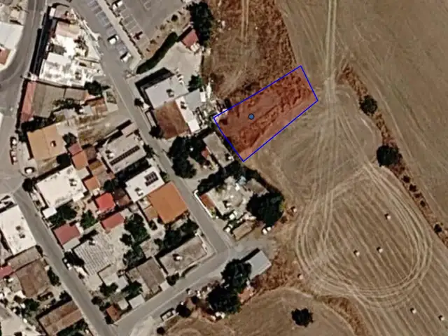 Residential Plot 586 m², Nicosia — Mathiatis