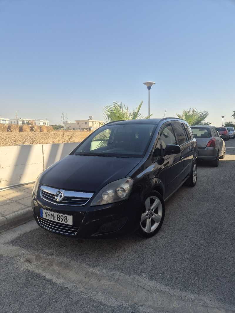 2014 Opel, Vauxhall Zafira 1,8L 2014 Cyprus