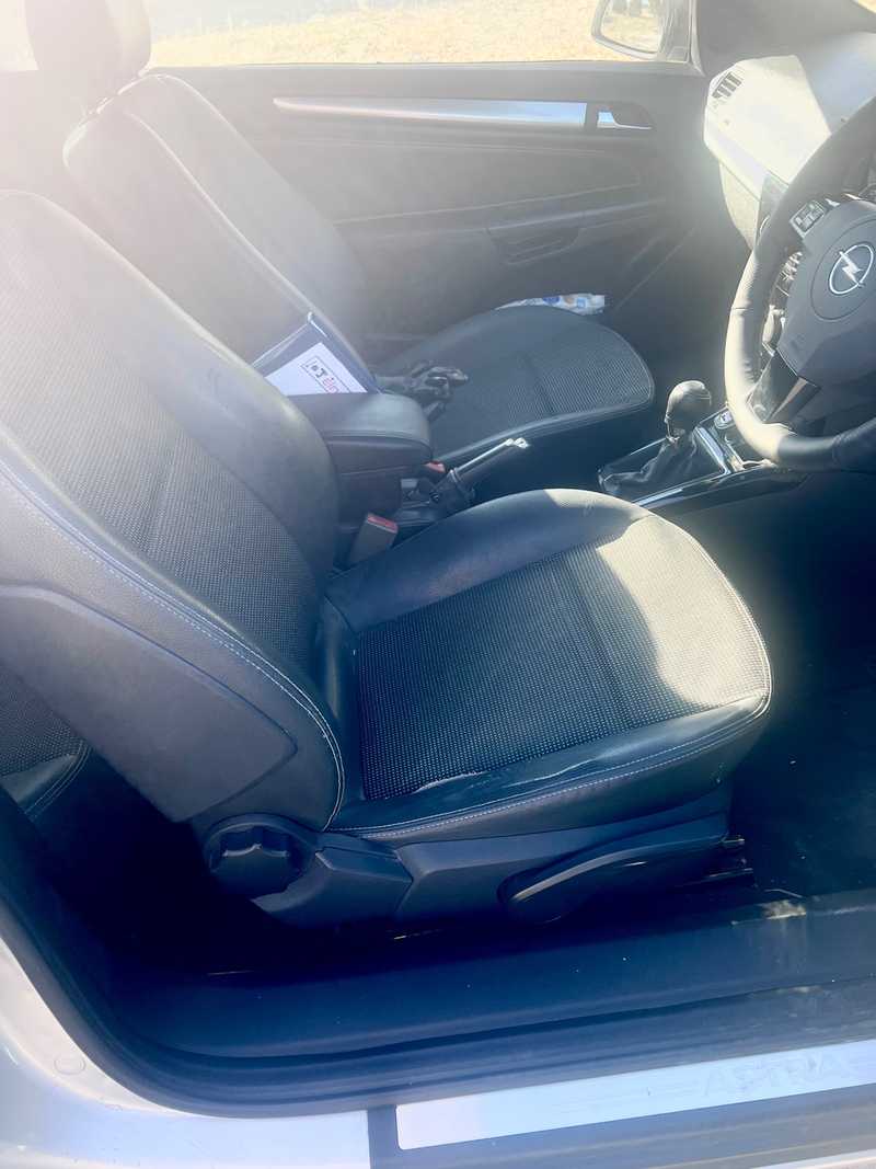2007 Opel, Vauxhall Astra 1,6L 2007 Cyprus