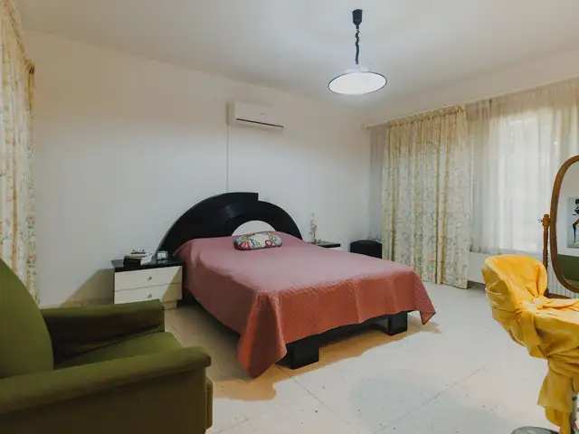 4-bedroom detached house for sale, Nicosia — Agios Dometios - Agios Georgios - 9