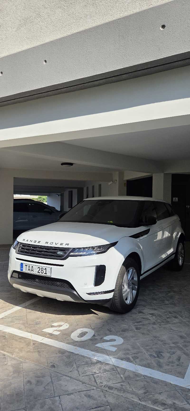 2024 Land Rover Range Rover 2,2L 2024 Cyprus