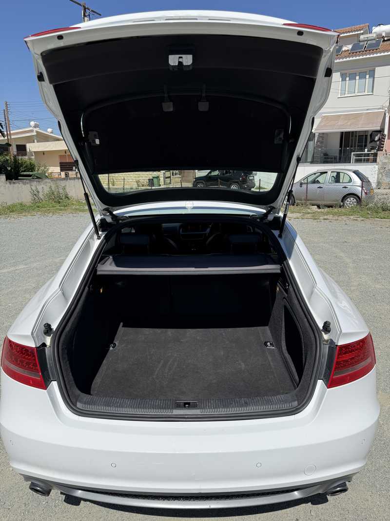 2010 Audi A5 1,8L 2010 Cyprus