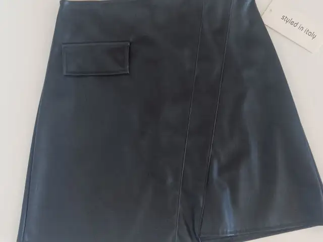New skirt with tags, Paphos — Geroskipou