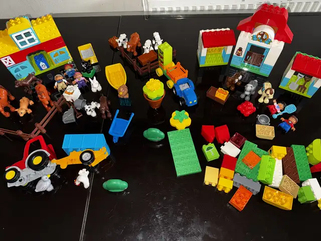 Lego duplo farm and horses sets, Nicosia — Strovolos - Acropolis
