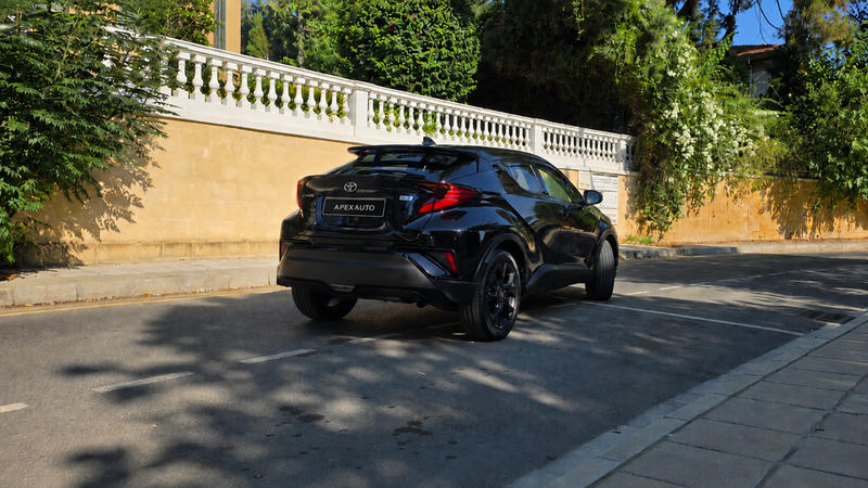 2022 Toyota C-HR 1,8L 2022 Cyprus