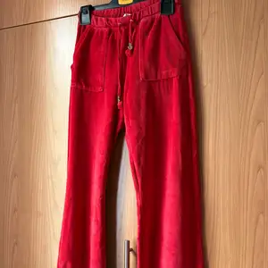 Sugarfree pants, Επαρχία Λευκωσίας — Λευκωσία - Λυκαβηττός
