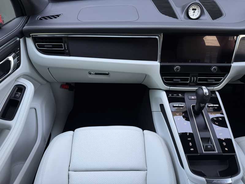 2025 Porsche Macan 2,9L 2025 Cyprus