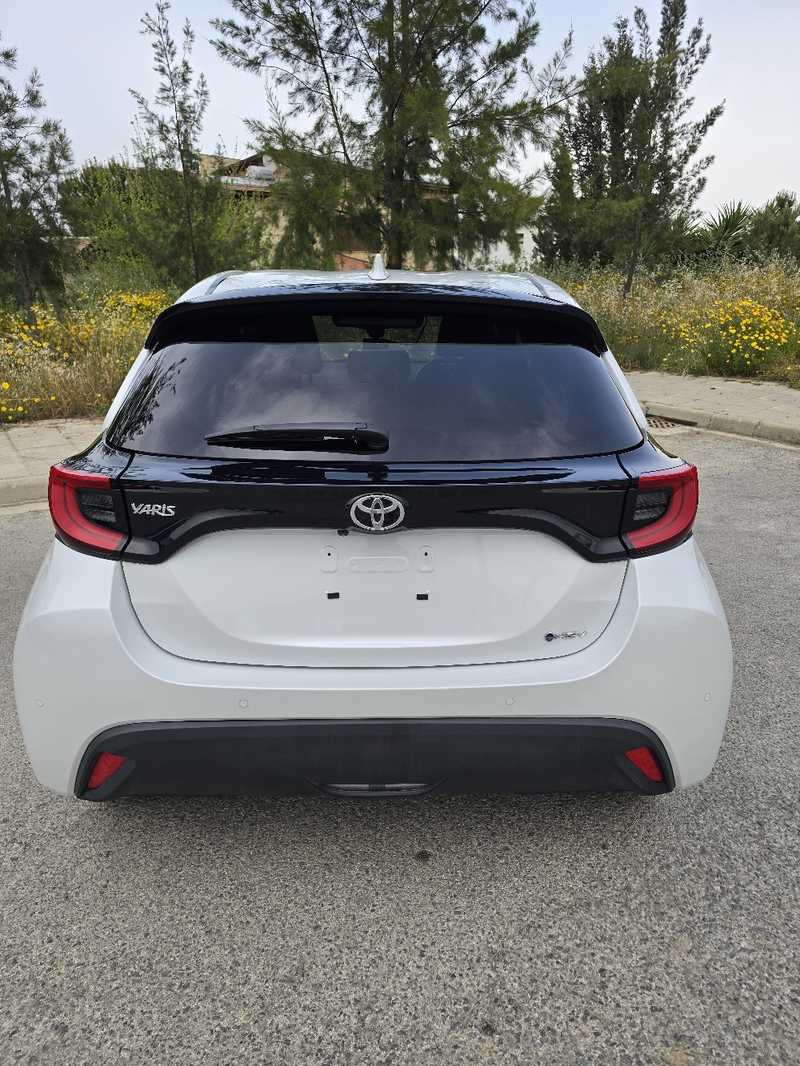 2025 Toyota Yaris 1,5L 2025 Cyprus