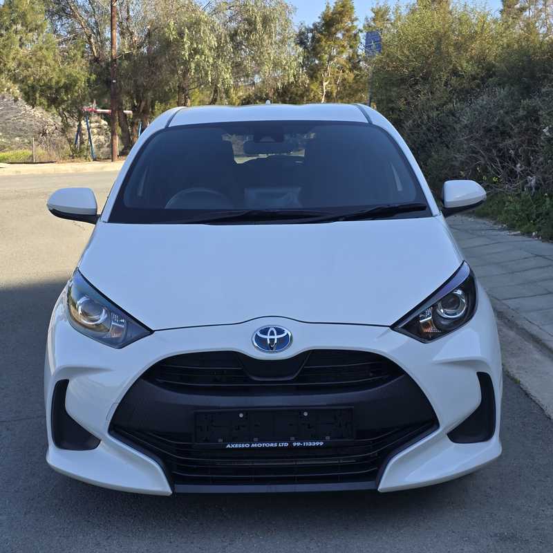 2022 Toyota Yaris 1,5L 2022 Cyprus