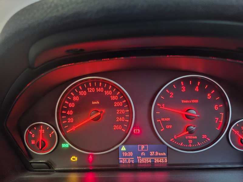 2017 BMW 3-Series 1,8L 2017 Cyprus